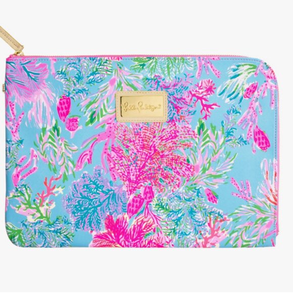 NWT Lilly Pulitzer Tech Pouch 2pc Set Bags Cay to My Heart - Picture 1 of 4